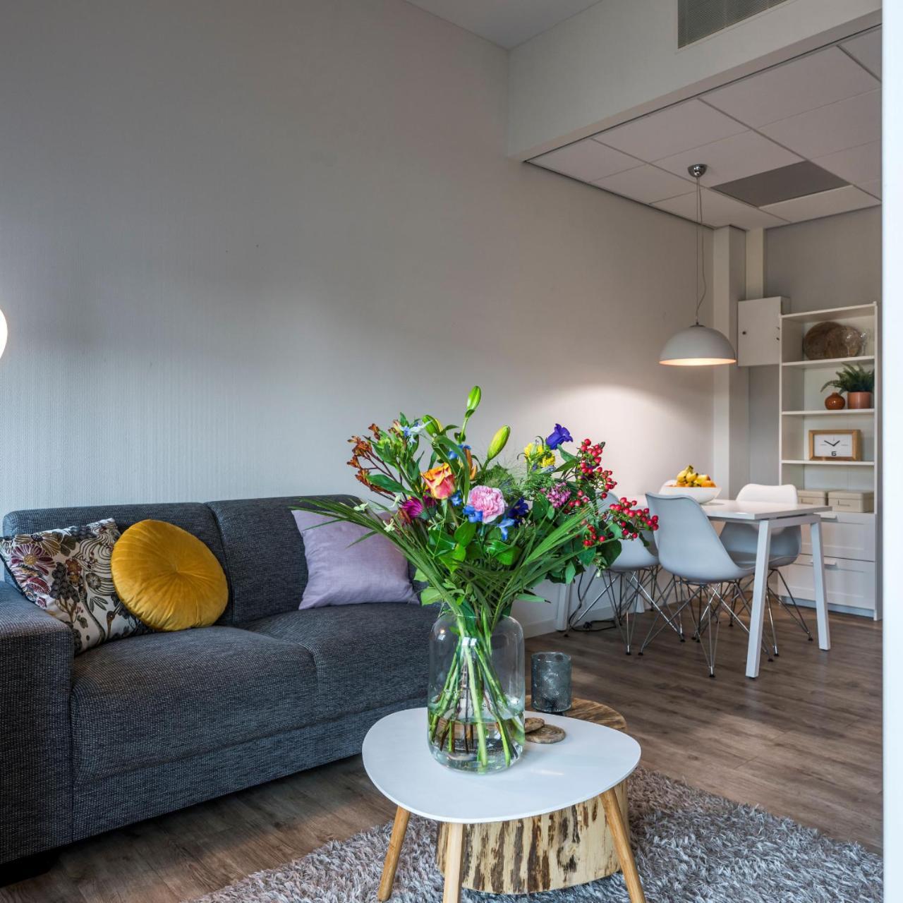 Joinn! City Lofts Houten Utrecht Esterno foto
